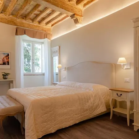 לינה וארוחת בוקר Il Giardino Di Pantaneto Residenza D'epoca סיינה