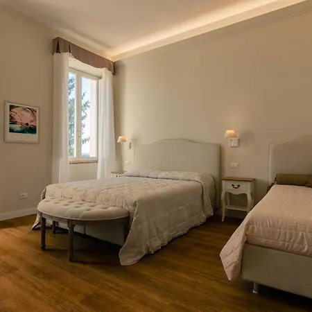 לינה וארוחת בוקר Il Giardino Di Pantaneto Residenza D'epoca סיינה