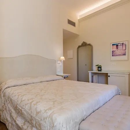 住宿加早餐酒店 Il Giardino Di Pantaneto Residenza D'epoca 4*