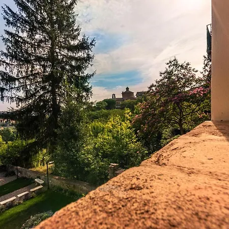 Bed & Breakfast Il Giardino Di Pantaneto Residenza D'epoca 2*
