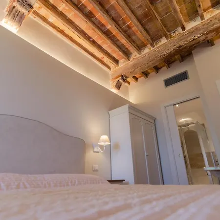 Bed & Breakfast Il Giardino Di Pantaneto Residenza D'epoca 2*